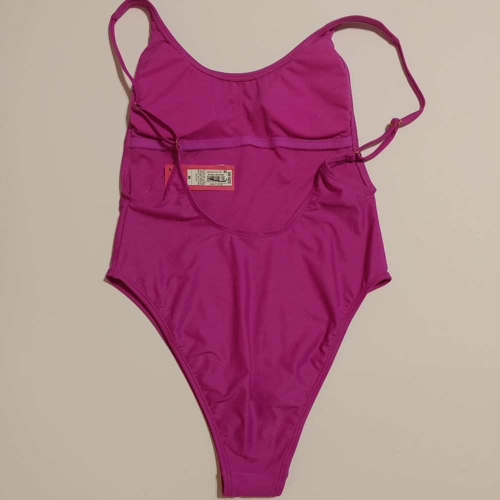 🚫Sold🚫High Cut One Piece Swim Suit, M - Picture 3 of 3